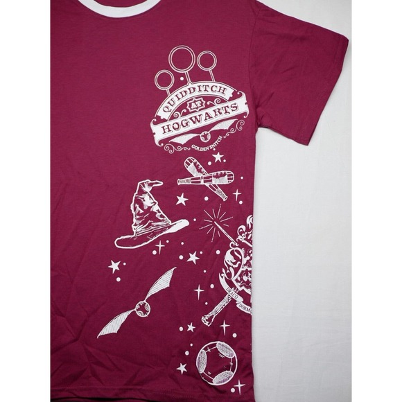 Harry Potter Wizarding World Quidditch at Hogwarts T-shirt Medium Golden Snitch - Picture 3 of 11